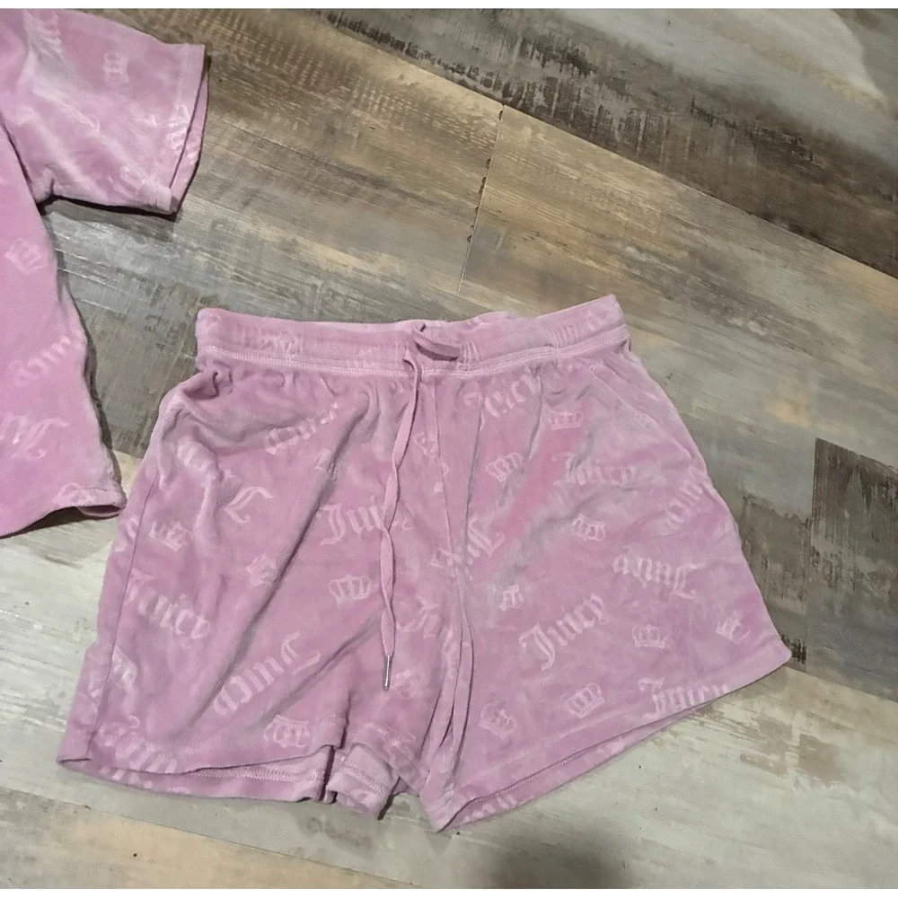 Juicy Couture Pink Velour Pajama Set Short Sleeve Top and Shorts Logo Print M